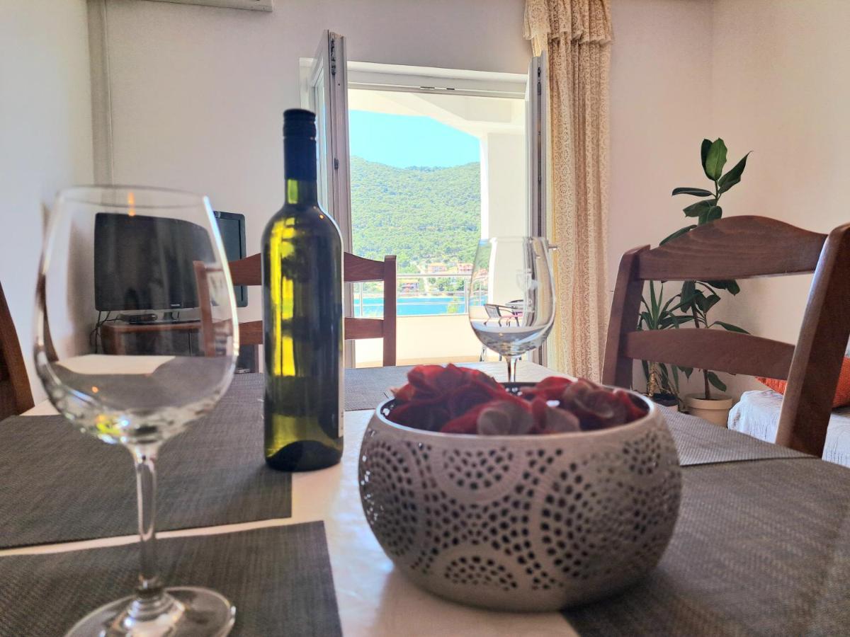 Open Sea Apartmani Grebaštica Kültér fotó