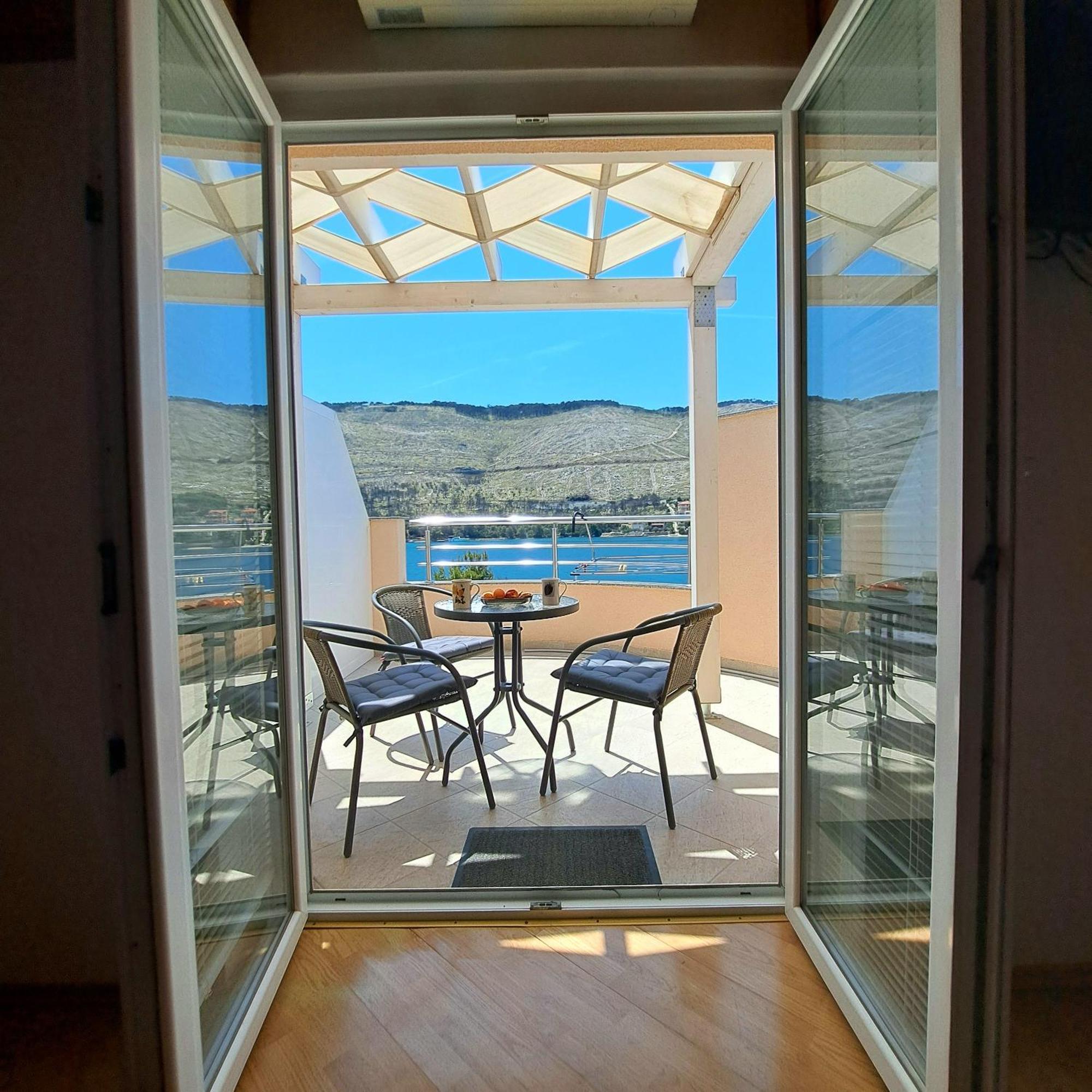 Open Sea Apartmani Grebaštica Kültér fotó